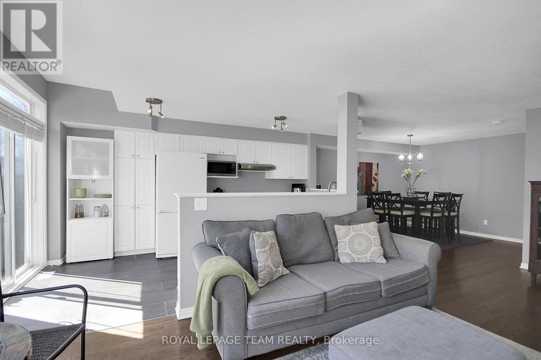 28414500/214-cityview-crescent/springridgeeast-village/ottawa/ontario/K4A0T9_8