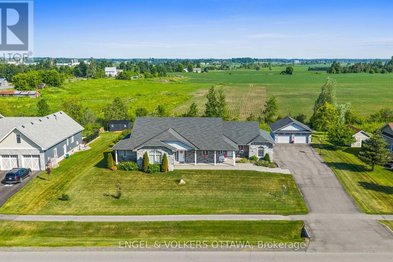 28348542/5567-lombardy-drive/osgoode/ottawa/ontario/K0A2W0_43