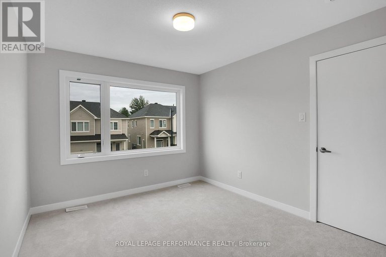 28900930/94-pizzicato-street/mer-bleuebradley-estatesanderson-park/ottawa/ontario/K1W0E1_21