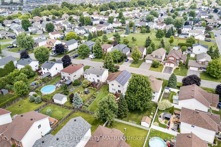 28808575/16-la-citadelle-street/embrun/russell/ontario/K0A1W0_37