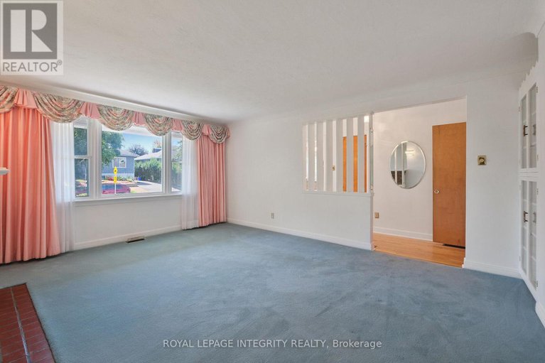 28863482/81-drouin-avenue/overbrook/ottawa/ontario/K1K2A6_14