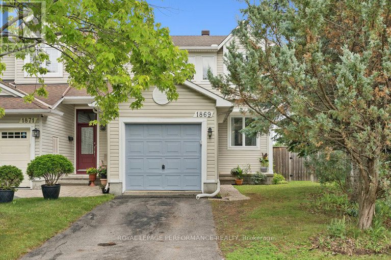 28591914/1869-hennessy-crescent/fallingbrookgardenway-south/ottawa/ontario/K4A3X8_1