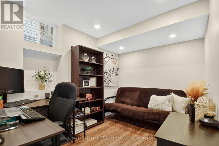 28916724/317-river-landing-avenue/half-moon-bay/ottawa/ontario/K2J3V4_35