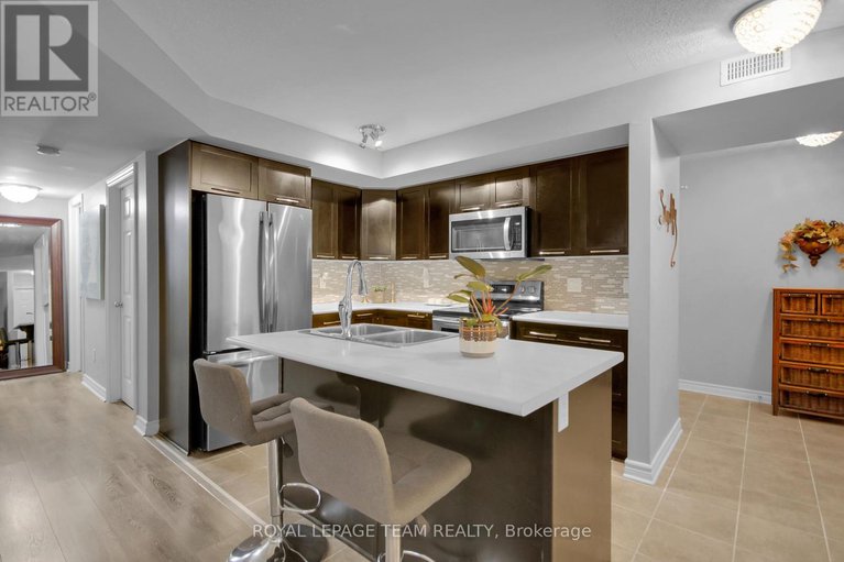 28451149/2-565-stonefield/barrhaven-east/ottawa/ontario/K2G4R4_17
