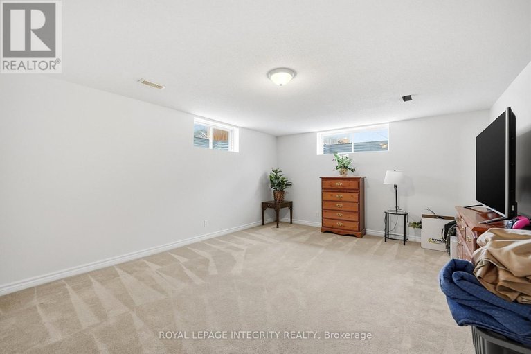 29578408/44-harry-douglas-drive/stittsville-central/ottawa/ontario/K2S1Z3_28