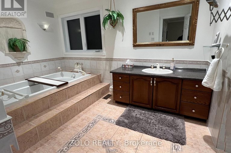 29336515/736-hauteview-crescent/fallingbrookridgemount/ottawa/ontario/K4A2B8_34