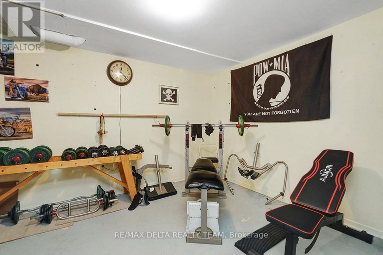 28636834/6383-st-louis-drive/hiawatha-parkconvent-glen/ottawa/ontario/K1C2X9_38