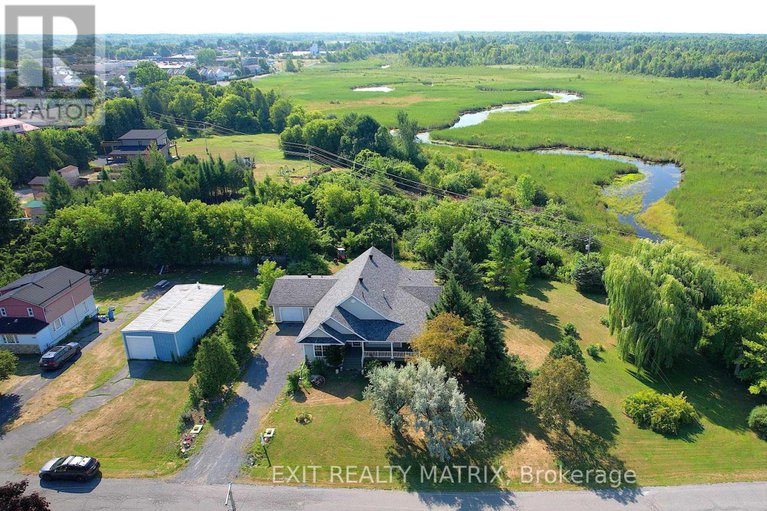 28736196/20306-lochiel-street-w/alexandria/north-glengarry/ontario/K0C1A0_44