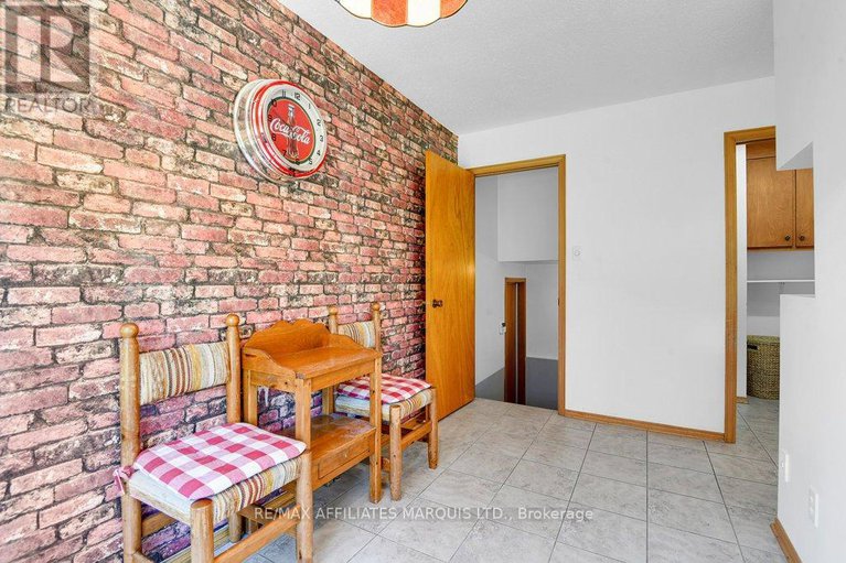 28766999/6711-gilmore-hill-road/south-glengarry-charlottenburgh-twp/south-glengarry/ontario/K6H7J3_9