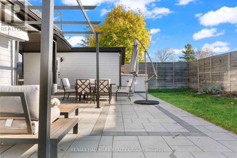28291758/2-st-remy-drive/pheasant-run/ottawa/ontario/K2J1A3_16