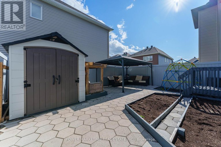 28856954/815-henslows-circle/avalon-west/ottawa/ontario/K4A5H6_27