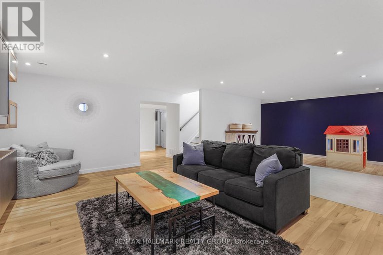 29383730/61-granite-street/clarencerockland-twp/clarence-rockland/ontario/K4K0H7_24