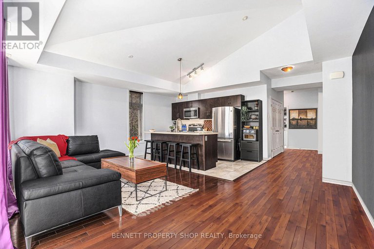 28236288/h-322-everest/elmvale-acres/ottawa/ontario/K1G4E3_8