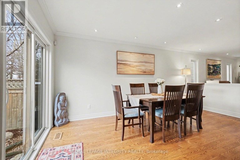 29590354/279-currell-avenue/westborohampton-park/ottawa/ontario/K1Z7J5_6