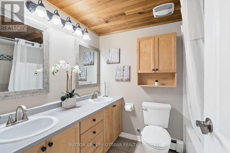 28952194/25-crispin-private/manor-park/ottawa/ontario/K1K2T7_29