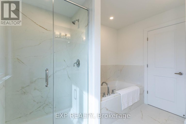 28403295/169-craig-duncan-terrace/stittsville-south/ottawa/ontario/K2S3C6_19