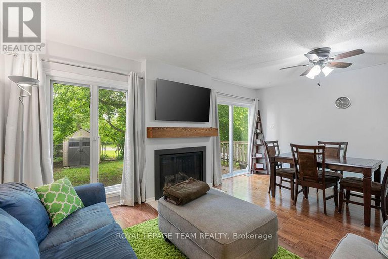 28447984/80-pickwick-drive/cedargrovefraserdale/ottawa/ontario/K2J3E2_5