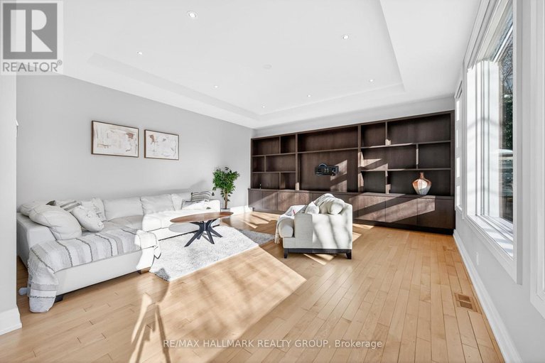 29230900/114-rita-avenue/meadowlandsst-claire-gardens/ottawa/ontario/K2G2H3_14