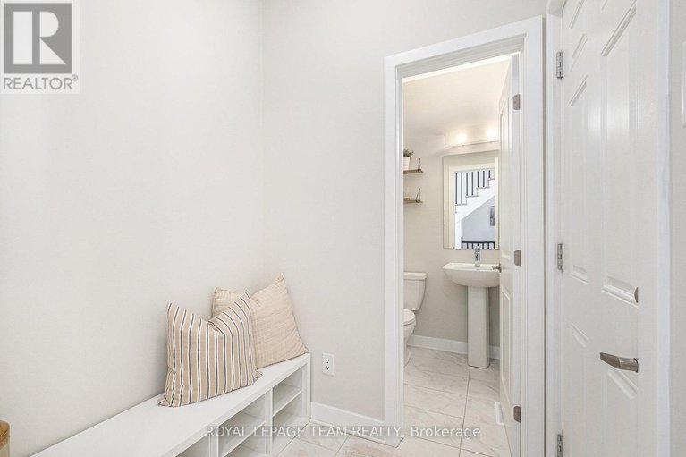 29239266/220-bristol-crescent/kemptville/north-grenville/ontario/K0G1J0_13