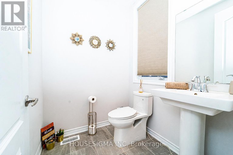 29388290/547-ponthieu-circle/orleans-village/ottawa/ontario/K1W0N5_10