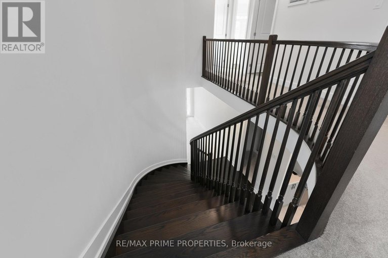 28408165/249-fountainhead-drive/mer-bleuebradley-estatesanderson-park/ottawa/ontario/K1W0H4_21