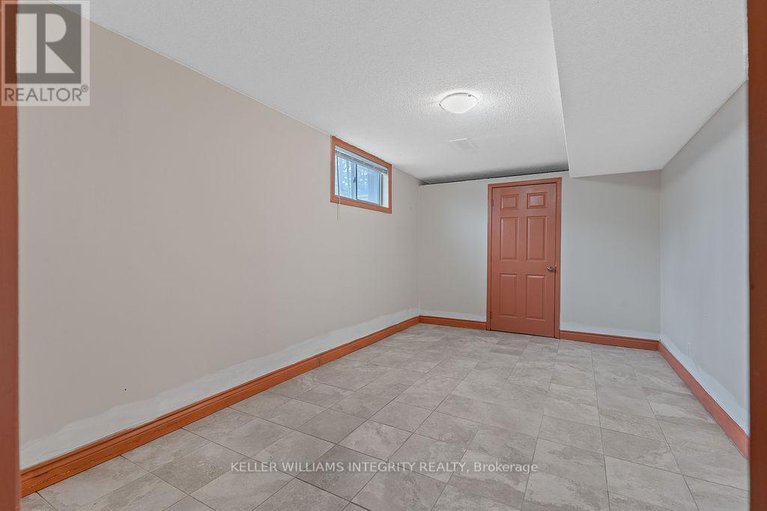 28206742/62-chippewa-avenue/meadowlandsst-claire-gardens/ottawa/ontario/K2G1Y2_40