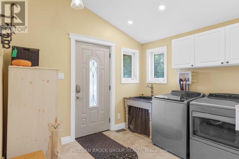 29671048/8224-county-15-road/augusta-twp/augusta/ontario/K0G1R0_32