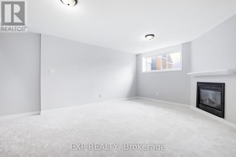 29637851/352-forestbrook-street/morgans-grantsouth-march/ottawa/ontario/K2K0B8_32