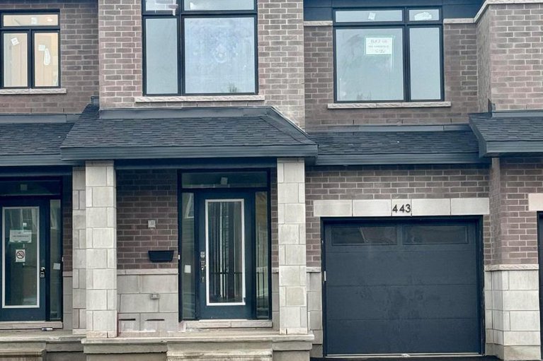 28919318/443-haresfield-court/riverside-southgloucester-glen/ottawa/ontario/K4M0B6_1