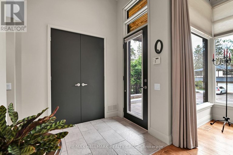 29674266/481-melbourne-avenue/mckellarhighland/ottawa/ontario/K2A1W4_3