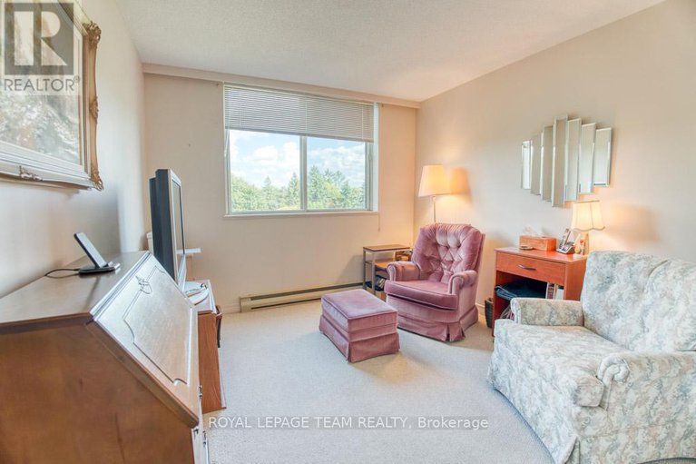 28822088/306-100-grant-carman-drive/borden-farmstewart-farmcarleton-heightsparkwood-hills/ottawa/ontario/K2E8B8_28