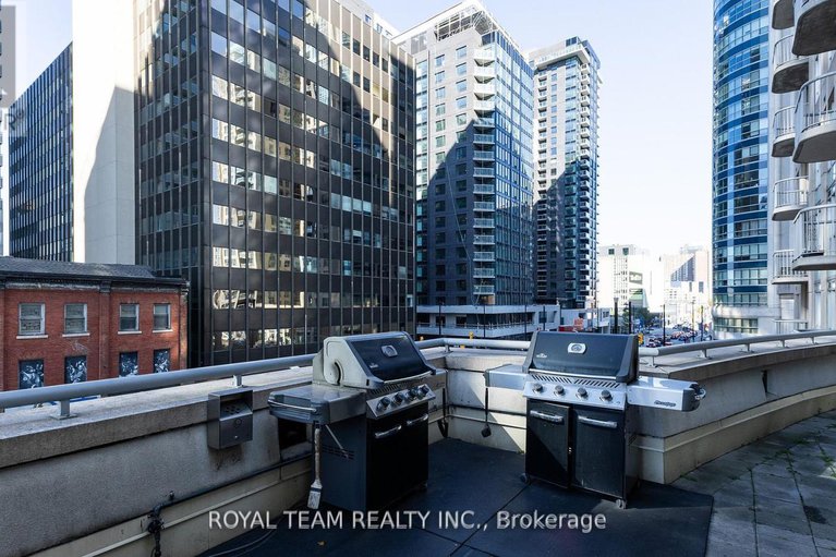 28326120/1903-234-rideau-street/sandy-hill/ottawa/ontario/K1N0A9_22