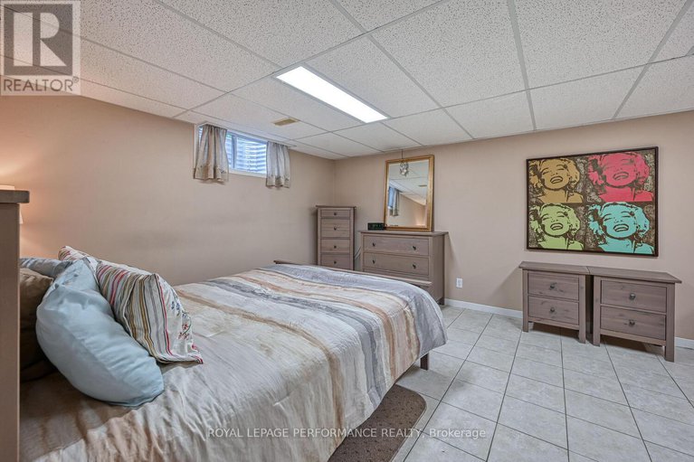 28652645/3025-linton-road/riverside-park-south/ottawa/ontario/K1V8H1_34