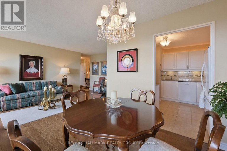 28532567/1605-3360-southgate-road/south-keys/ottawa/ontario/K1V9A6_15