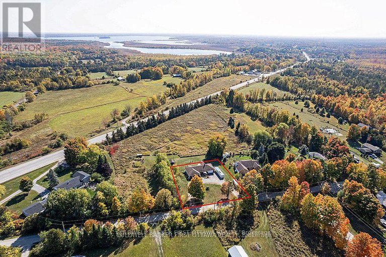 29165511/741-drummond-con-12c-road/drummond-n-elmsley-drummond-twp/drummondnorth-elmsley/ontario/K7C3P1_4