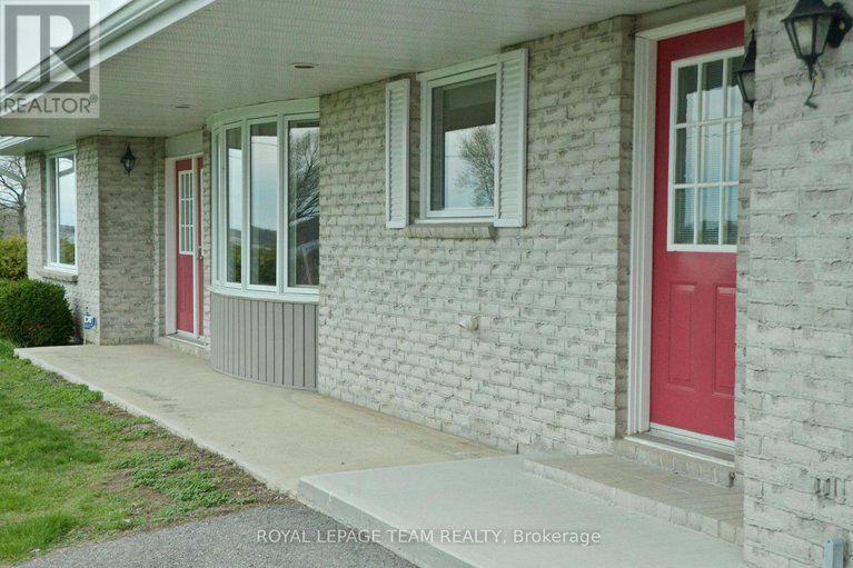 29683602/11119-grisdale-boulevard-w/south-dundas-matilda-twp/south-dundas/ontario/K0E1K0_3