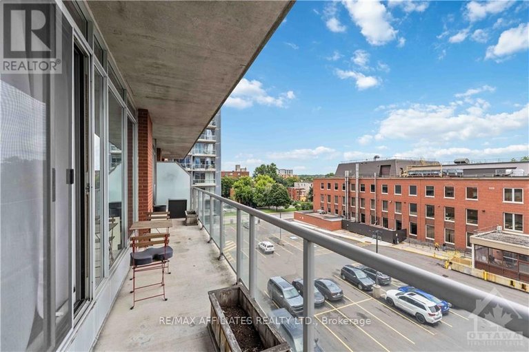 27324371/505-383-cumberland-street/lower-townbyward-market/ottawa/ontario/K1N1J7_18