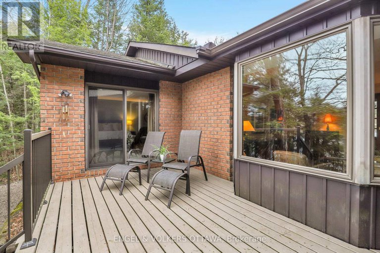 28202827/7-deerfield-drive/mcnabbraeside-twps/mcnabbraeside/ontario/K0A3L0_25