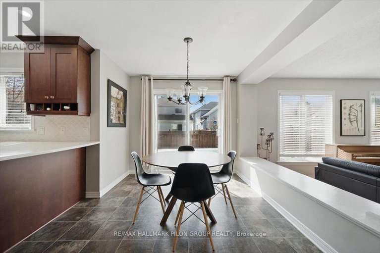 28377086/10-maybrook-place/barrhaven-east/ottawa/ontario/K2G6H6_9