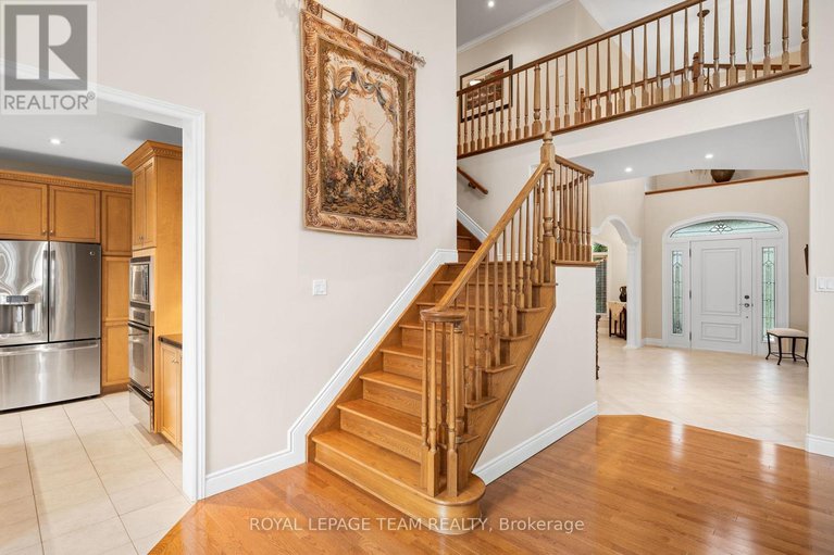 28313084/6005-earlscourt-crescent/manotick-east-to-manotick-station/ottawa/ontario/K4M1K2_16
