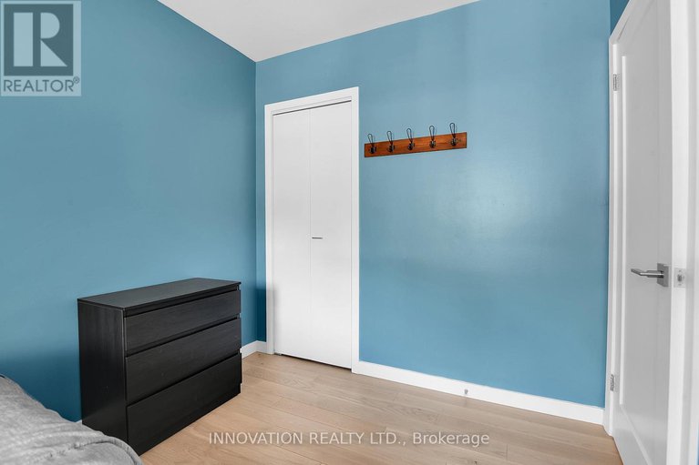 28969214/2569-hanlon-avenue/queensway-terrace-north/ottawa/ontario/K2B7X2_17