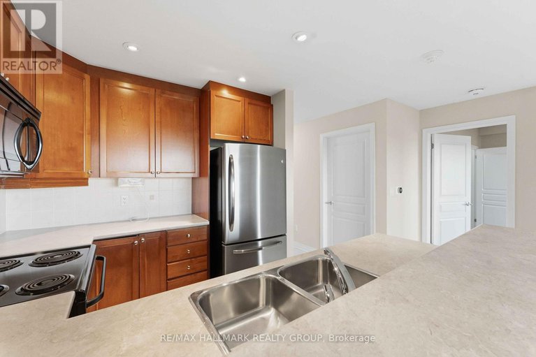 29111113/320-905-beauparc-private/cyrville/ottawa/ontario/K1J0A2_10