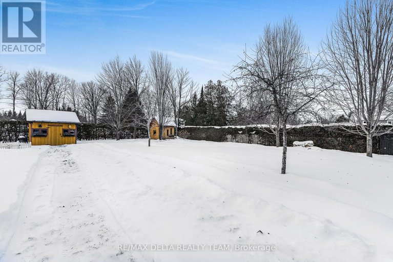 29348582/261-agathe-street/clarencerockland-twp/clarence-rockland/ontario/K4K1K7_29