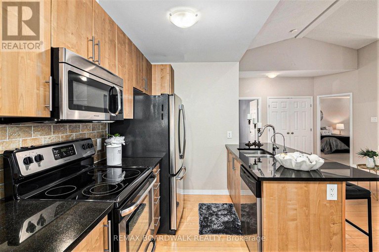 29255401/86-sternes-private/springridgeeast-village/ottawa/ontario/K4A0X8_12