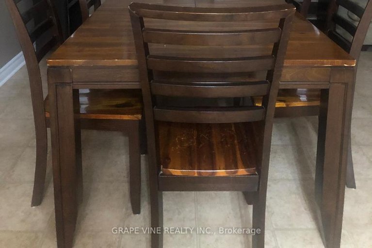 29046402/35-cloverloft-court/fringewood/ottawa/ontario/K2S1T3_17