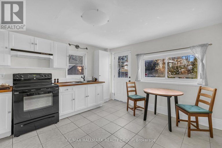 27896740/477-booth-street/west-centre-town/ottawa/ontario/K1R7L1_13