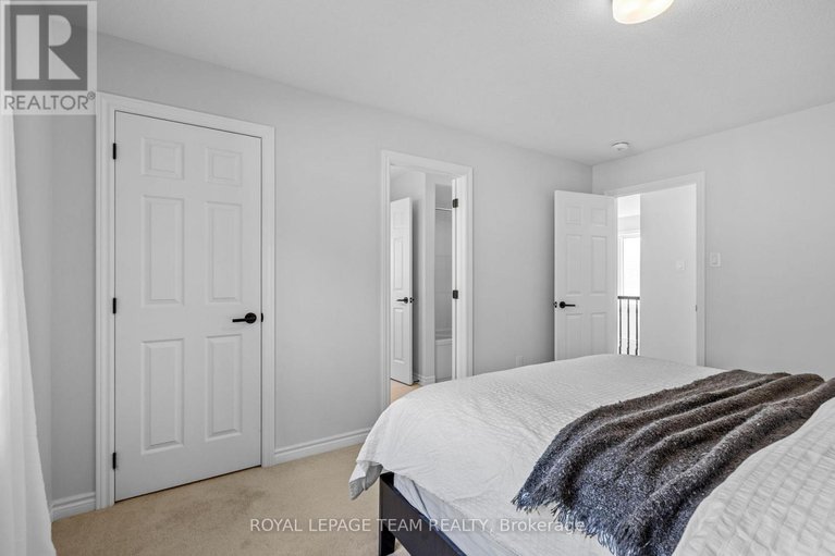 29427972/309-proxima-terrace/half-moon-bay/ottawa/ontario/K2J6T1_31