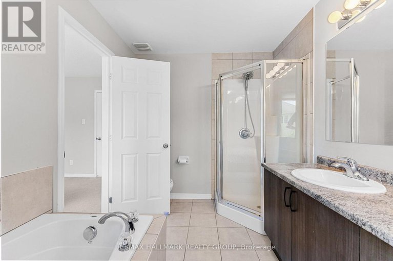 28512162/53-dundalk-private/stonebridge/ottawa/ontario/K2J0J5_27