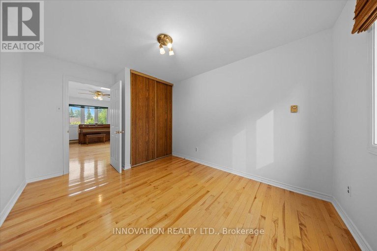 28436166/1553-marcoux-drive/bilberry-creekqueenswood-heights/ottawa/ontario/K1E2K5_20