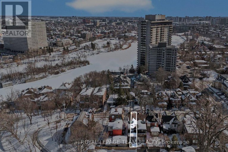 29428183/c-595-besserer-street/sandy-hill/ottawa/ontario/K1N6C8_35